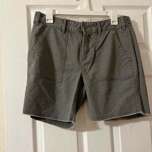 Women's G1 Goods Paper Boat Green Shorts